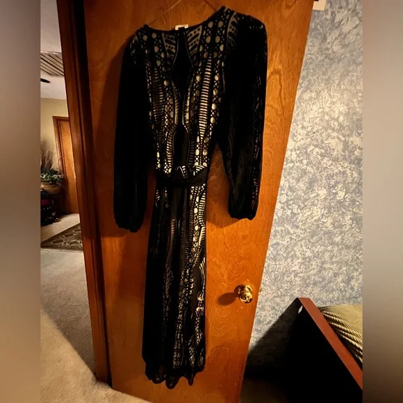 Farm Rio Anthropologie Medium Devore Fringed Maxi Dress Crochet Lace Black - Picture 12 of 15